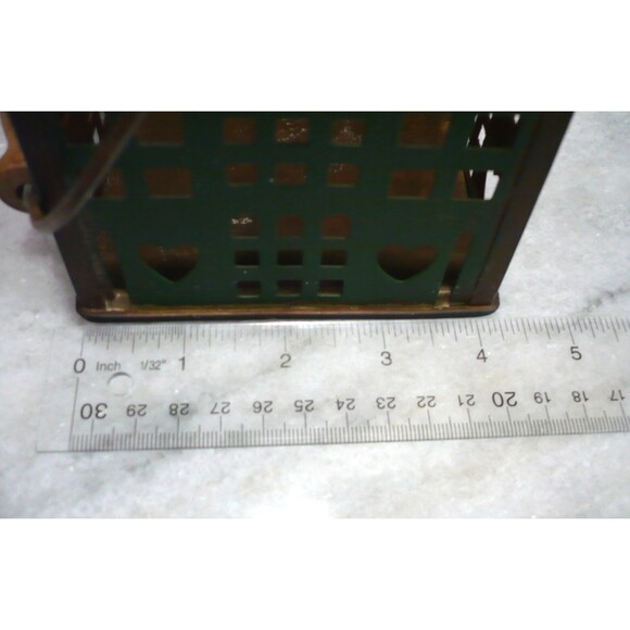 Vtg? Granny Chic Cottage Core Metal House Basket Green Red Wooden Handle Hearts - Picture 11 of 13